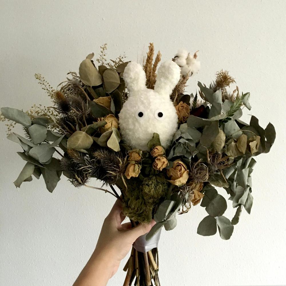 artificial flowers